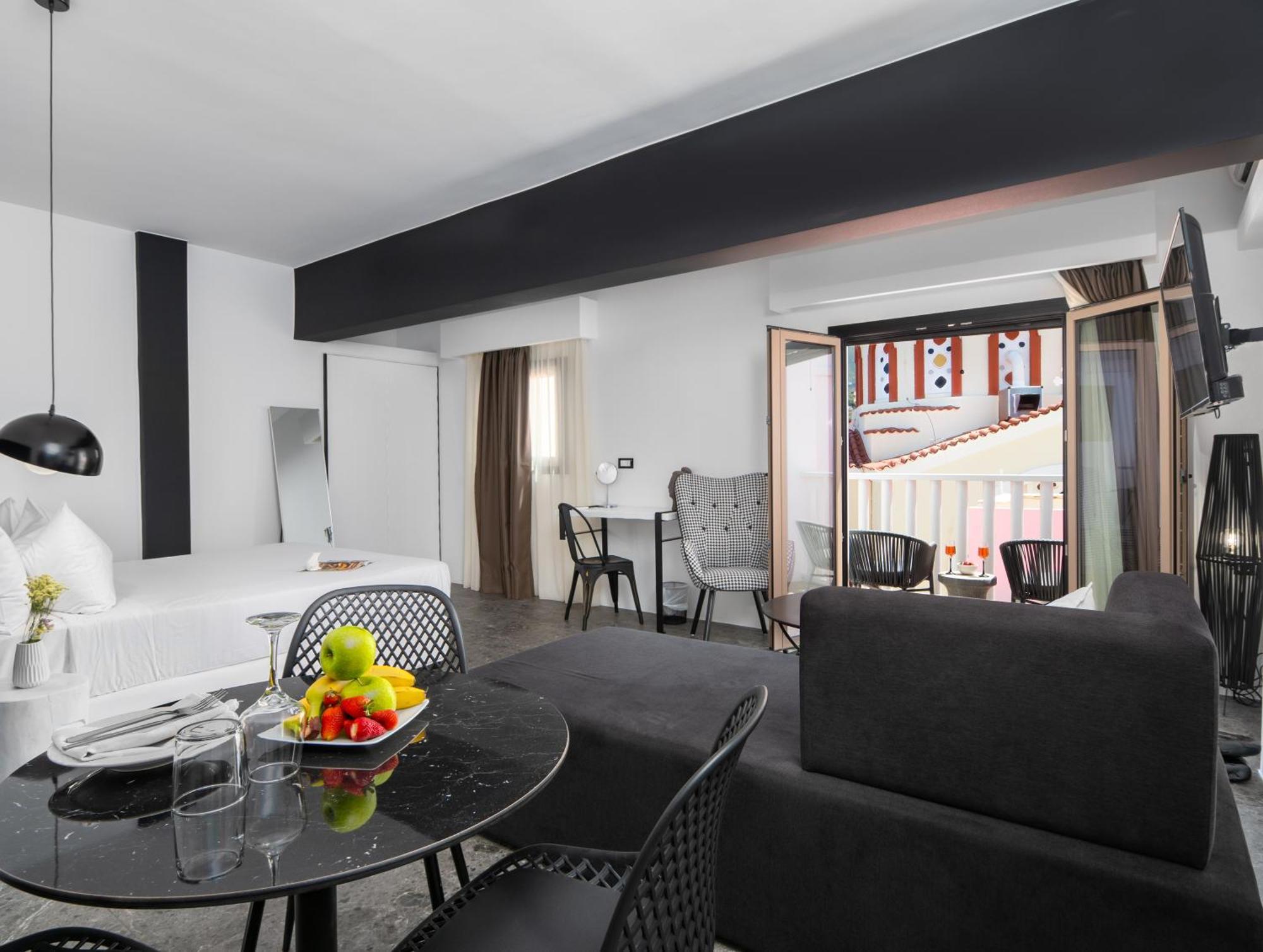 Kalypso Suites Hotel - Adults Only Elounda Buitenkant foto